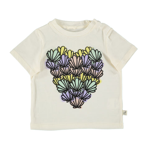 Chuckle Seashell Heart Tee